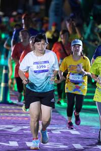 BIB: 3396, 3278
                            <button type="button" onclick="openModal(26256168)" class="btn btn-primary btn-sm float-right btn-popup" data-toggle="modal" data-target=".modal-high-quality">
                        <i class="fas fa-shopping-cart"></i> Add to Cart
                    </button>
                                            <button type="button" onclick="isThisMe(26256168, true)" class="btn btn-success btn-sm float-right btn-popup btn-isme hidden" data-toggle="tooltip" data-placement="bottom" title="นี่คือรูปของคุณใช่ไหม คลิกที่นี่เพื่อเอาเข้าอัลบั้ม">
                        <i class="fas fa-plus"></i> Add to album
                    </button>
                    <button type="button" onclick="isThisMe(26256168, false)" class="btn btn-warning btn-sm float-right btn-popup btn-isnotme hidden">
                        <i class="fas fa-ban"></i> Remove from album
                    </button>